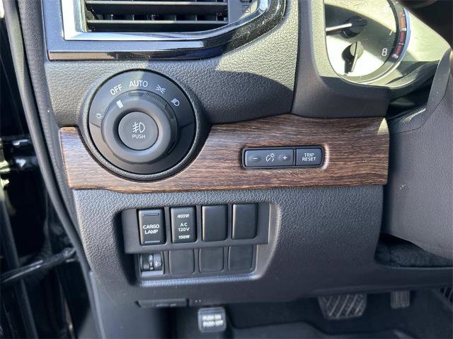 Used 2024 Nissan Titan Platinum Reserve w/ Moonroof Package image 30