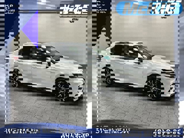 Used 2020 Toyota Camry SE image 1