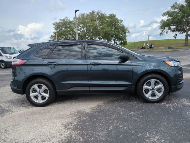 Certified 2022 Ford Edge SE image 4