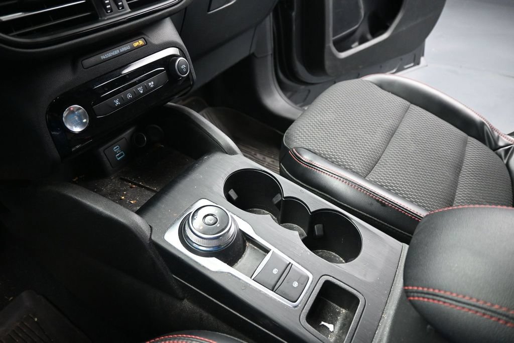 Certified 2023 Ford Escape ST-Line w/ Tech Pack #1 FWD image 17