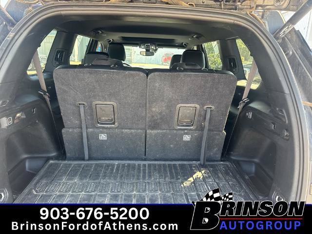 Used 2023 Jeep Grand Cherokee L Laredo AWD/4WD image 9