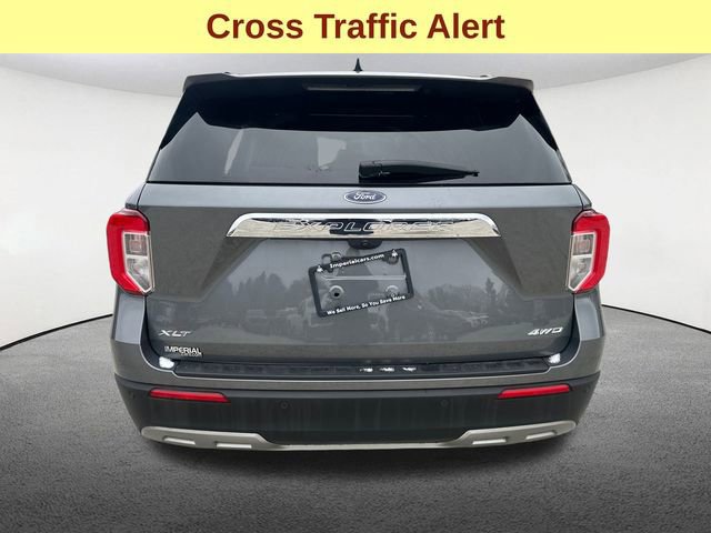 Certified 2022 Ford Explorer XLT w/ Equipment Group 202A image 4