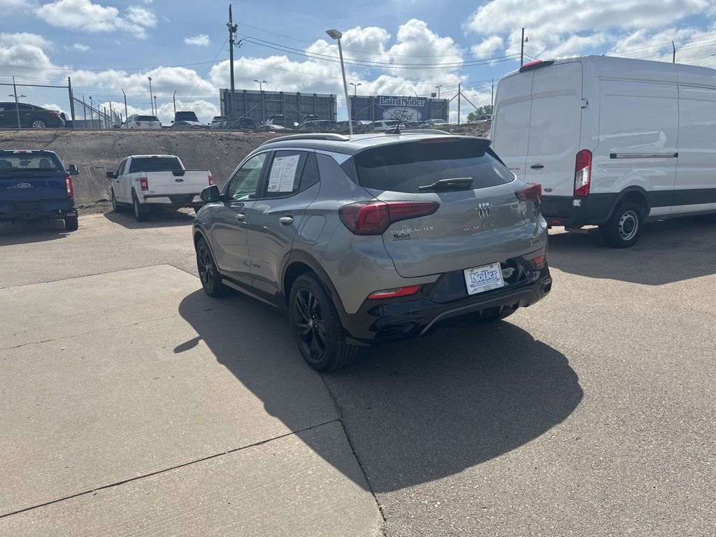 Used 2024 Buick Encore GX Sport Touring FWD image 5