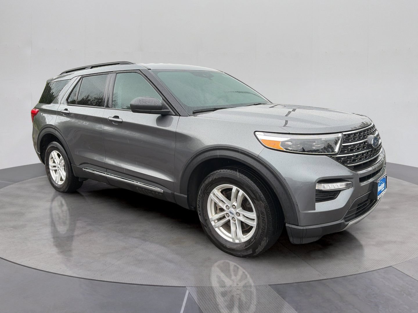 Certified 2023 Ford Explorer XLT w/ Equipment Group 202A AWD/4WD image 9
