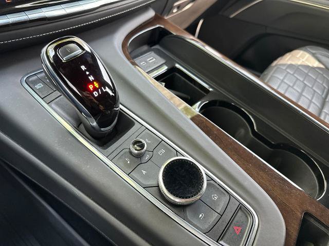 Used 2021 Cadillac Escalade Sport Platinum AWD/4WD image 19