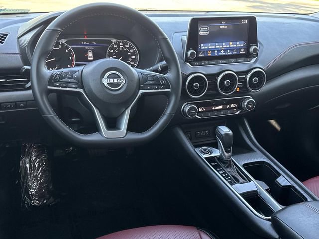 Used 2025 Nissan Sentra SR FWD image 8