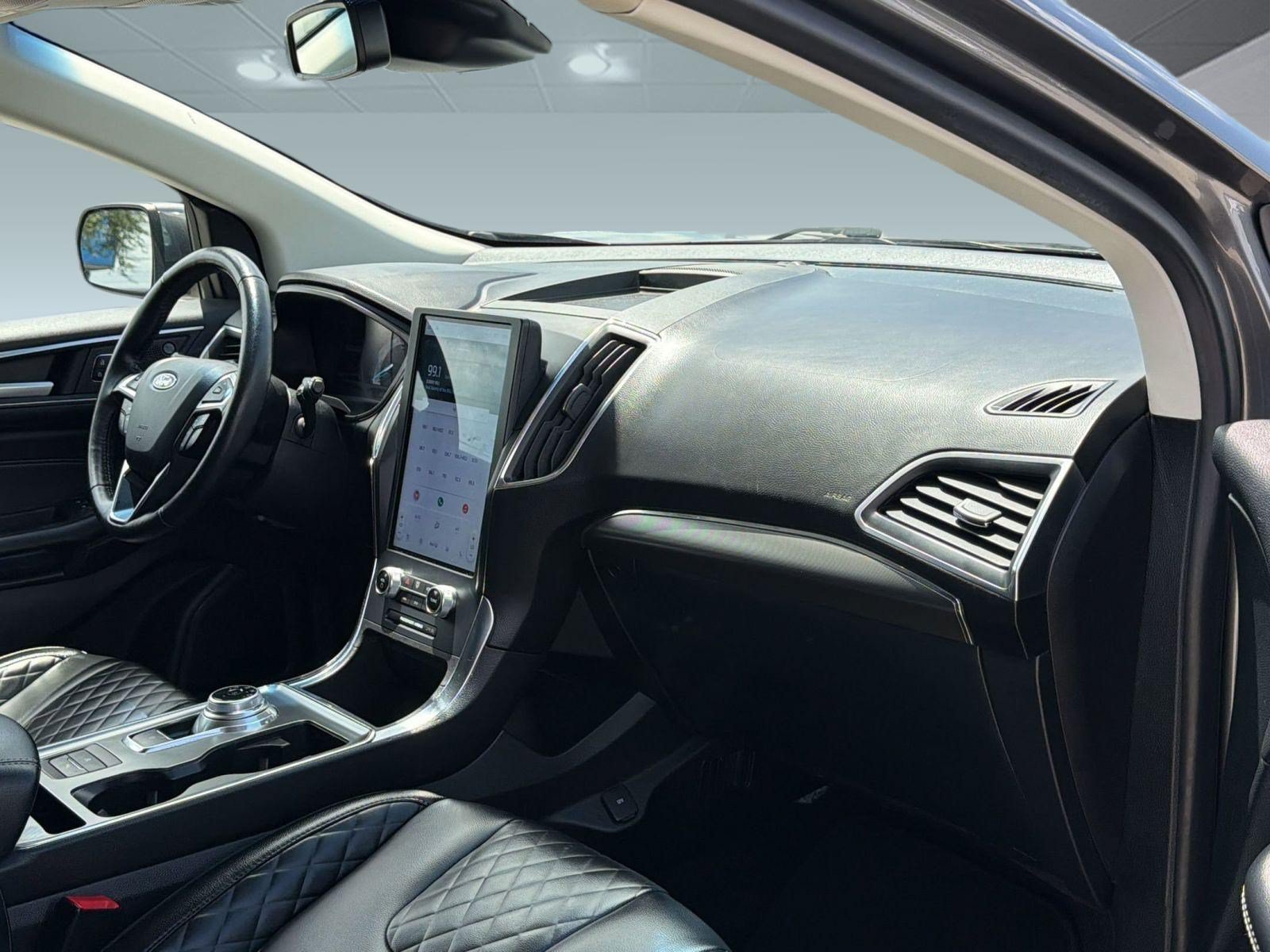 Certified 2023 Ford Edge Titanium AWD/4WD image 28