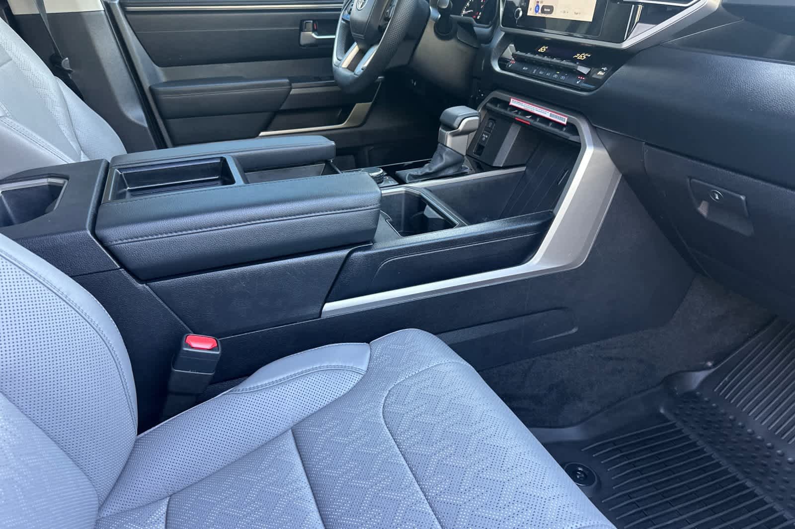 Used 2024 Toyota Tundra SR5 w/ SR5 Premium Package AWD/4WD image 15