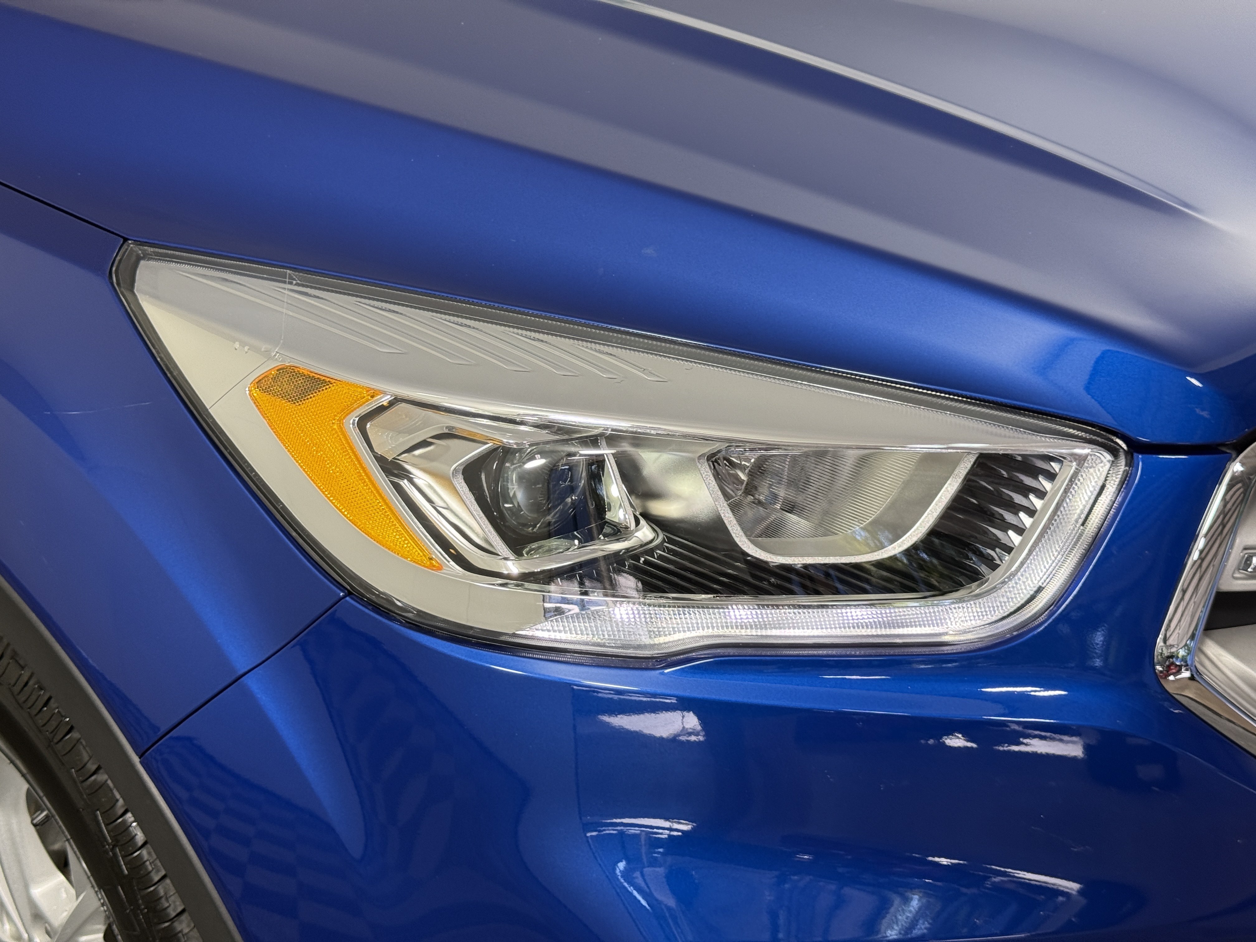 Certified 2019 Ford Escape SEL FWD image 7