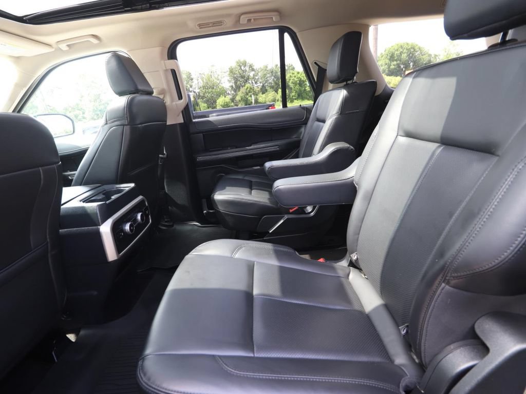 Certified 2022 Ford Expedition XLT RWD image 14
