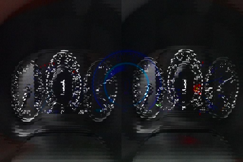 Used 2018 Buick Enclave Avenir w/ Avenir Technology Package AWD/4WD image 18