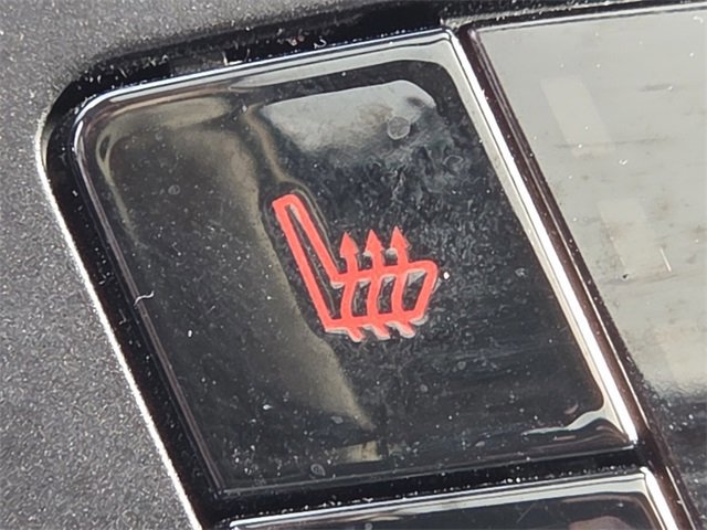 Certified 2020 Ford Explorer Limited w/ Class III Trailer Tow Package image 12