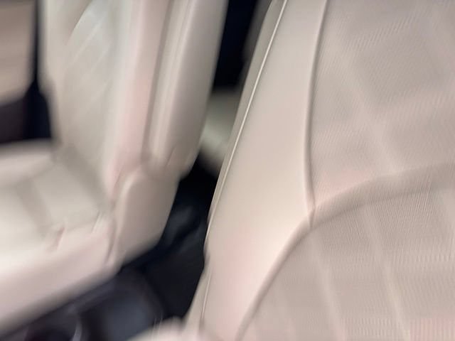 Used 2020 Toyota Highlander Platinum AWD/4WD image 12