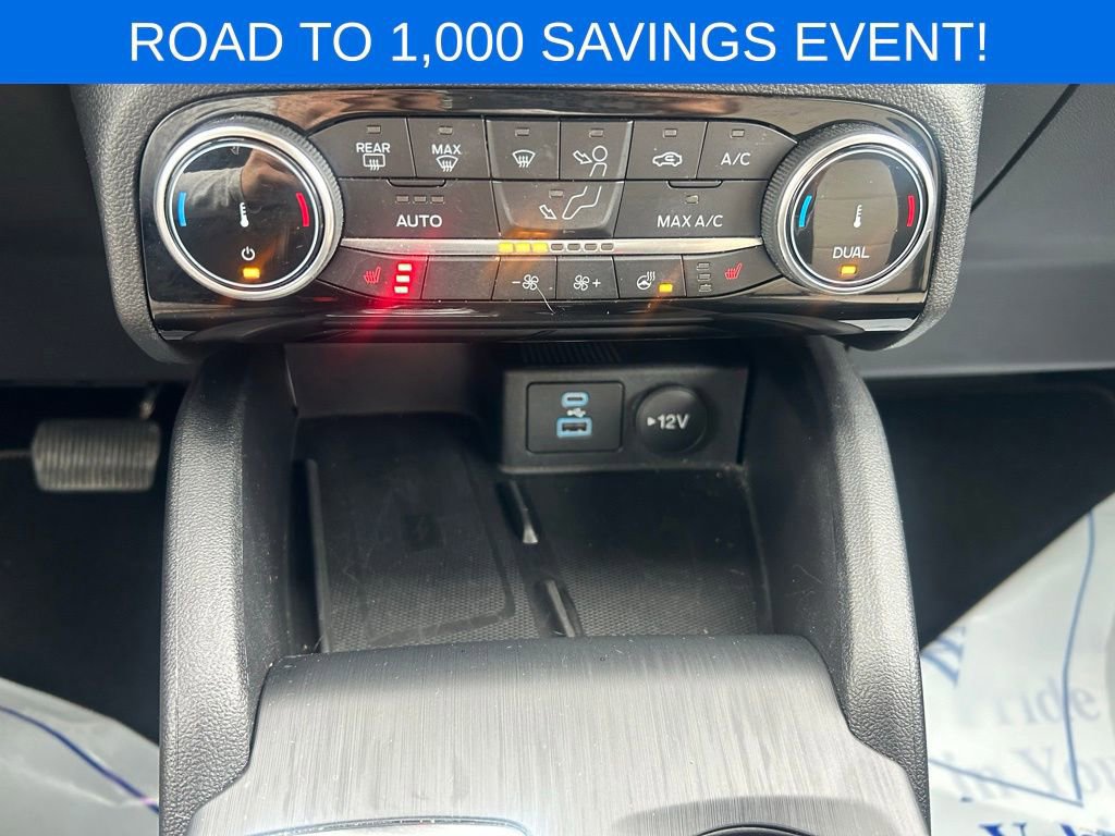 Certified 2022 Ford Escape Titanium w/ Titanium Elite Package image 29