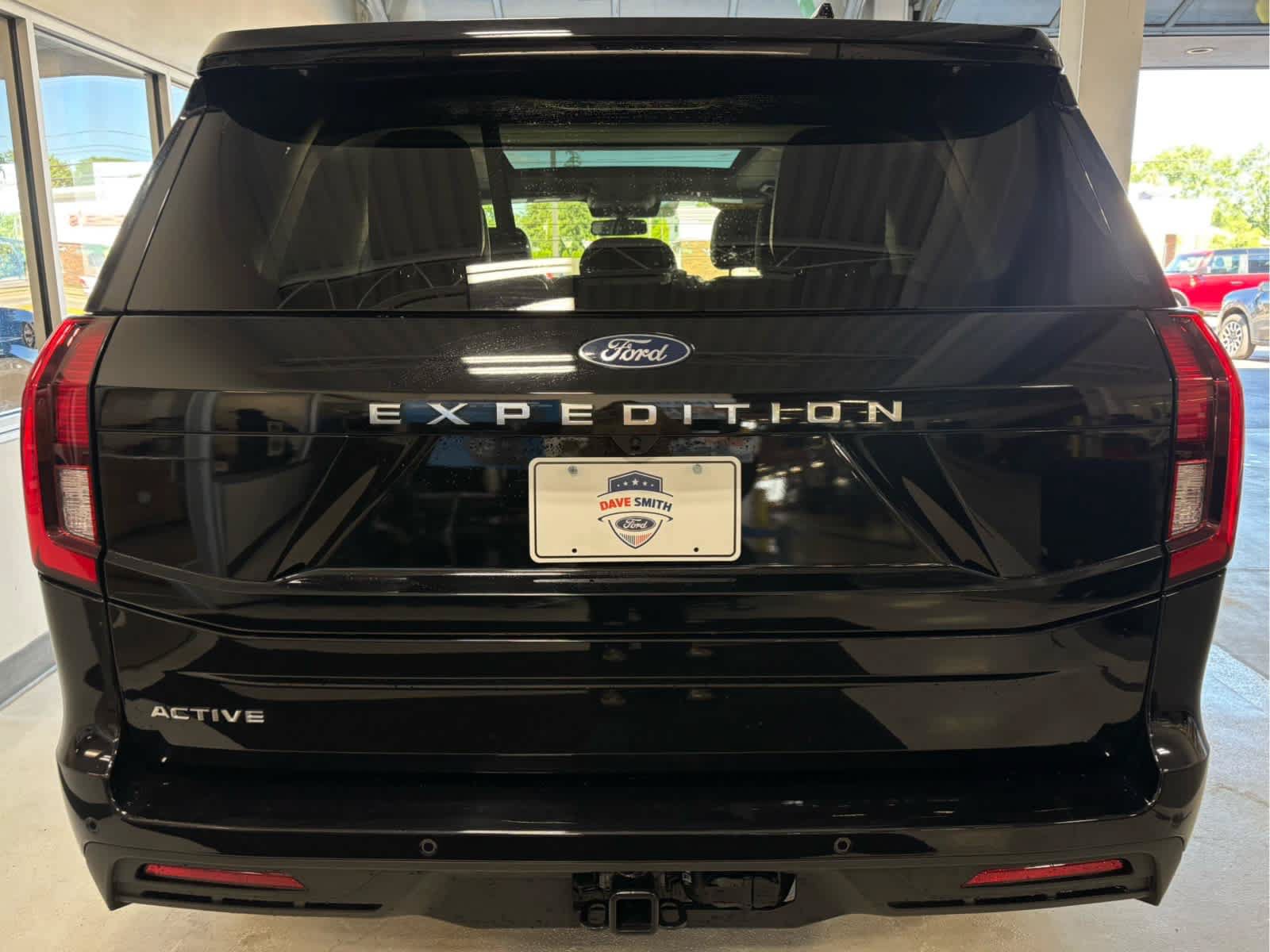 Certified 2025 Ford Expedition Active AWD/4WD image 7
