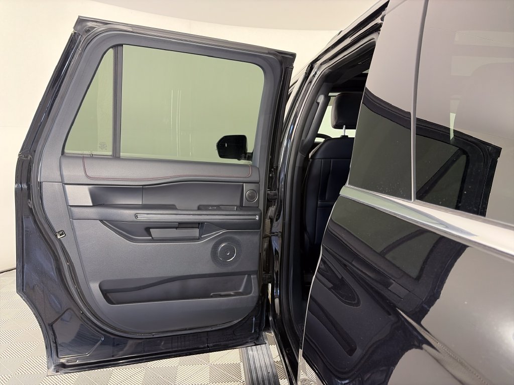Certified 2022 Ford Expedition Max Limited AWD/4WD image 12