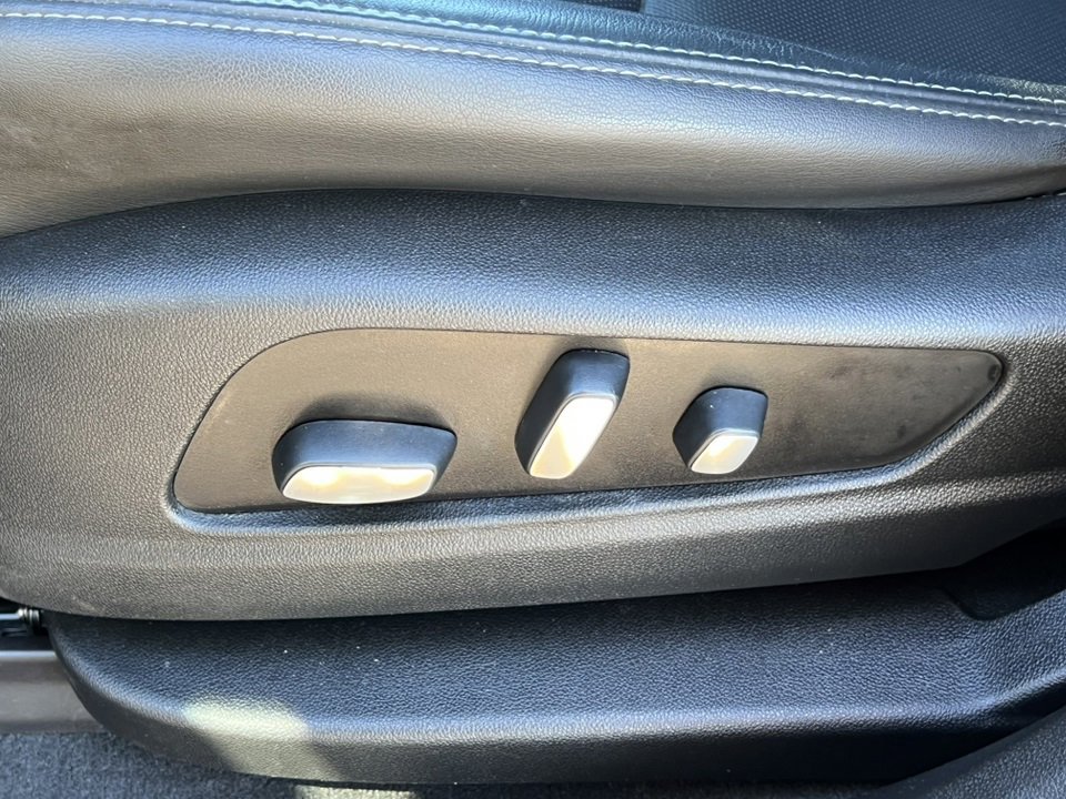 Used 2021 Cadillac XT6 Sport w/ LPO, Floor Liner Package image 16