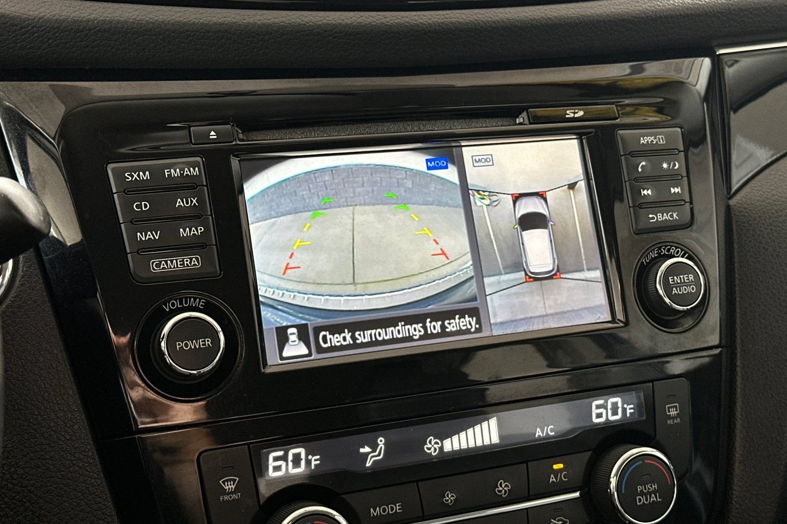 Used 2017 Nissan Rogue Sport SL FWD image 19