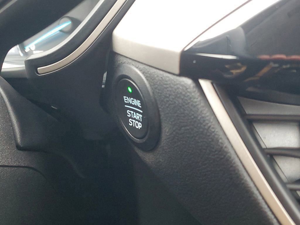 Certified 2022 Ford Escape SEL image 25