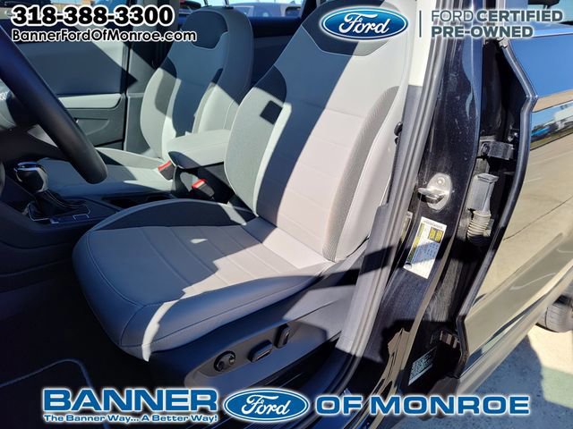 Used 2023 Volkswagen Taos SE image 17