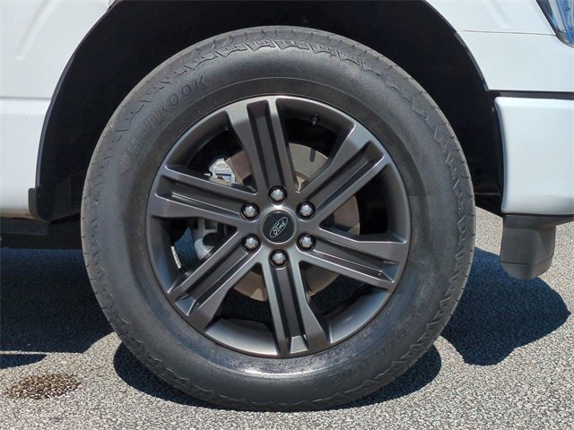 Certified 2022 Ford F150 XLT w/ Equipment Group 302A High image 11