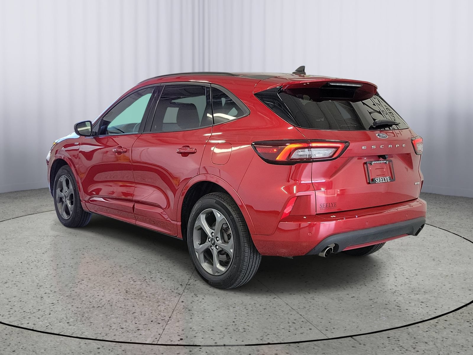 Certified 2023 Ford Escape ST-Line w/ Tech Pack #1 AWD/4WD image 3