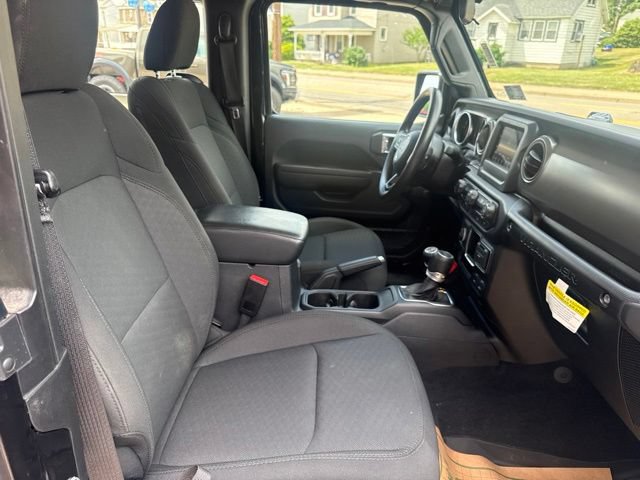 Used 2023 Jeep Wrangler Sport AWD/4WD image 30