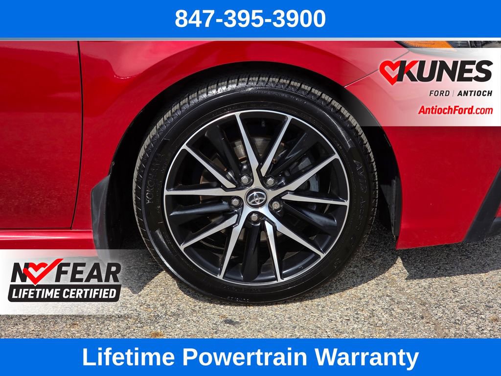 Used 2021 Toyota Camry SE w/ Cold Weather Package image 9