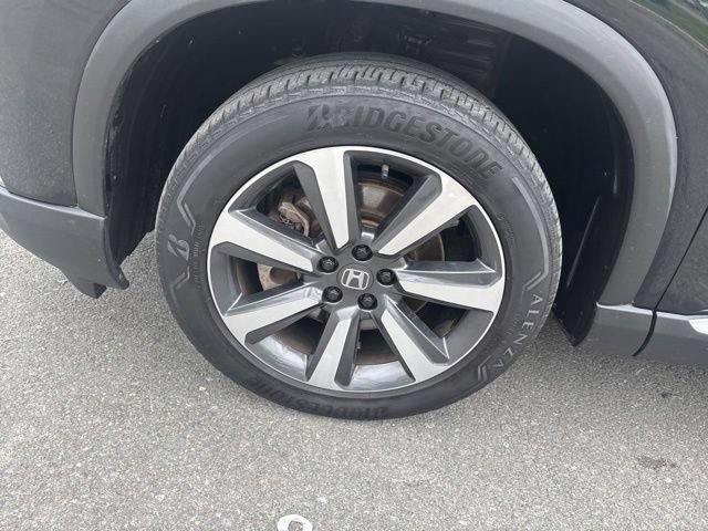 Used 2023 Honda Pilot Touring image 14