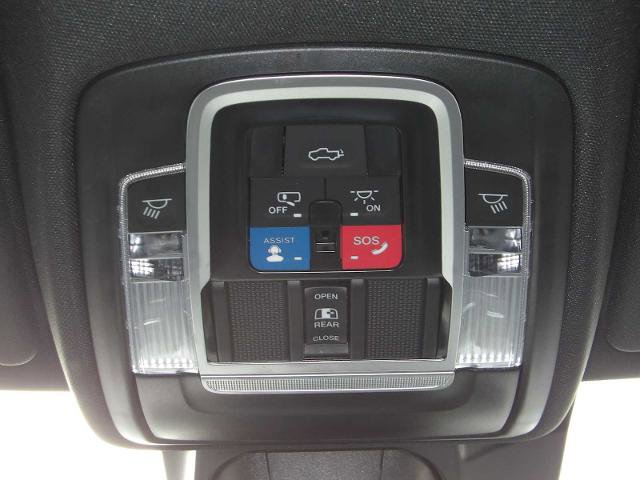 Used 2023 RAM 1500 Laramie image 30