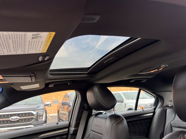 Certified 2018 Ford Taurus SHO AWD/4WD image 19