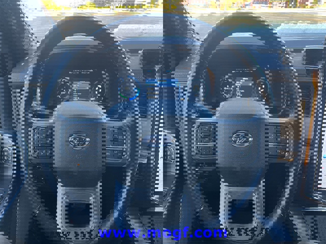 Certified 2022 Ford F150 Lightning Lariat image 17