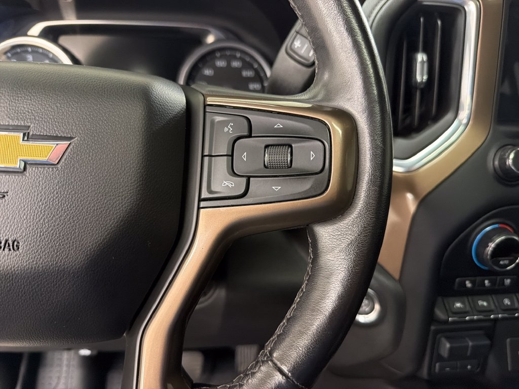 Used 2021 Chevrolet Silverado 1500 High Country w/ Technology Package AWD/4WD image 22
