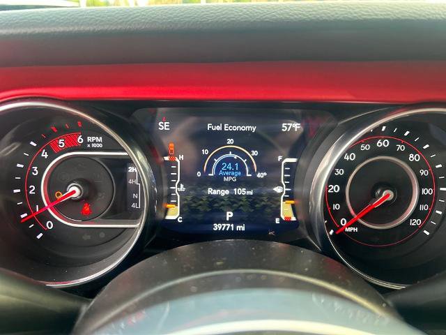 Used 2022 Jeep Gladiator Rubicon w/ Trailer Tow Package image 21