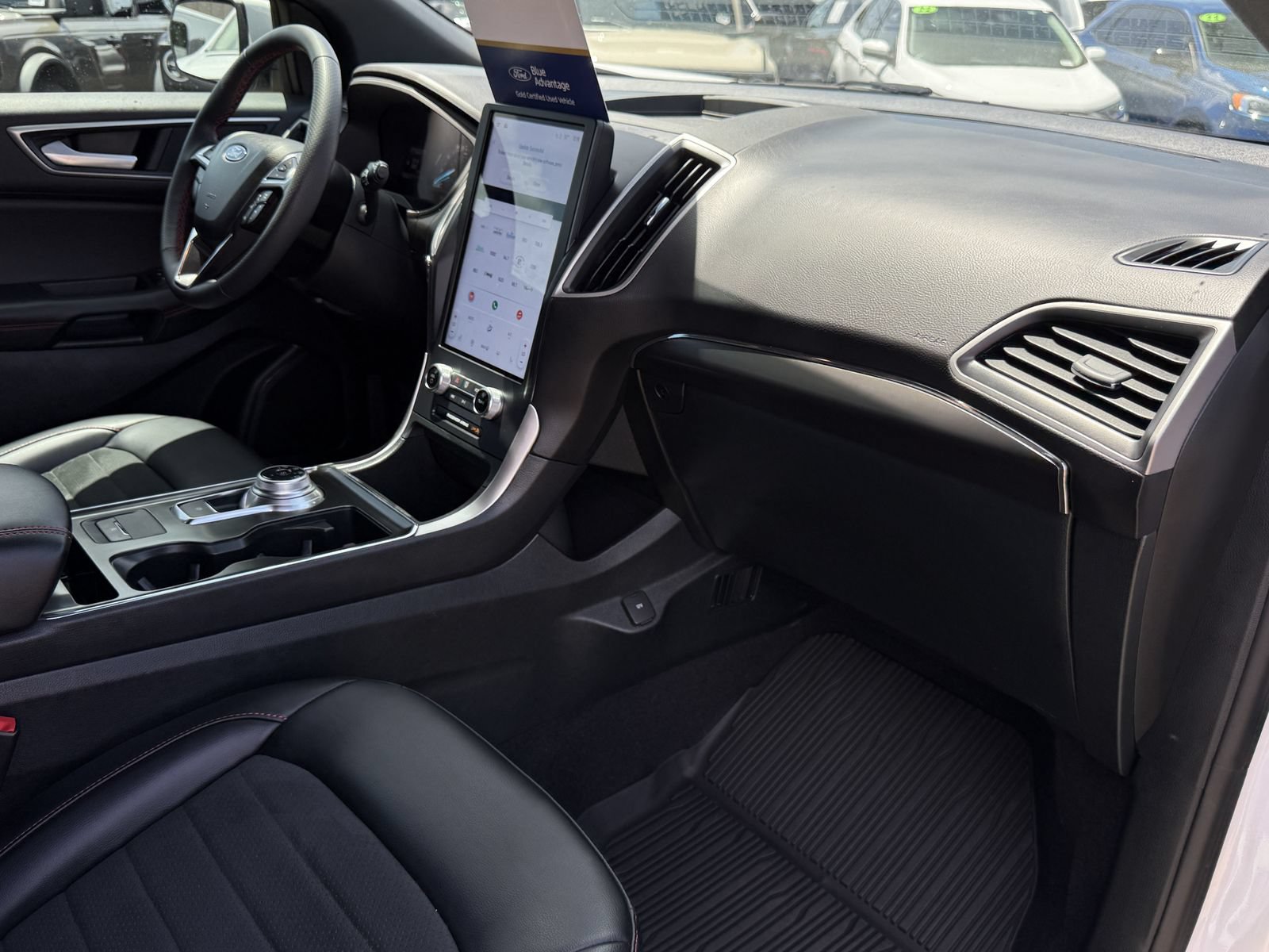 Certified 2024 Ford Edge ST-Line AWD/4WD image 15