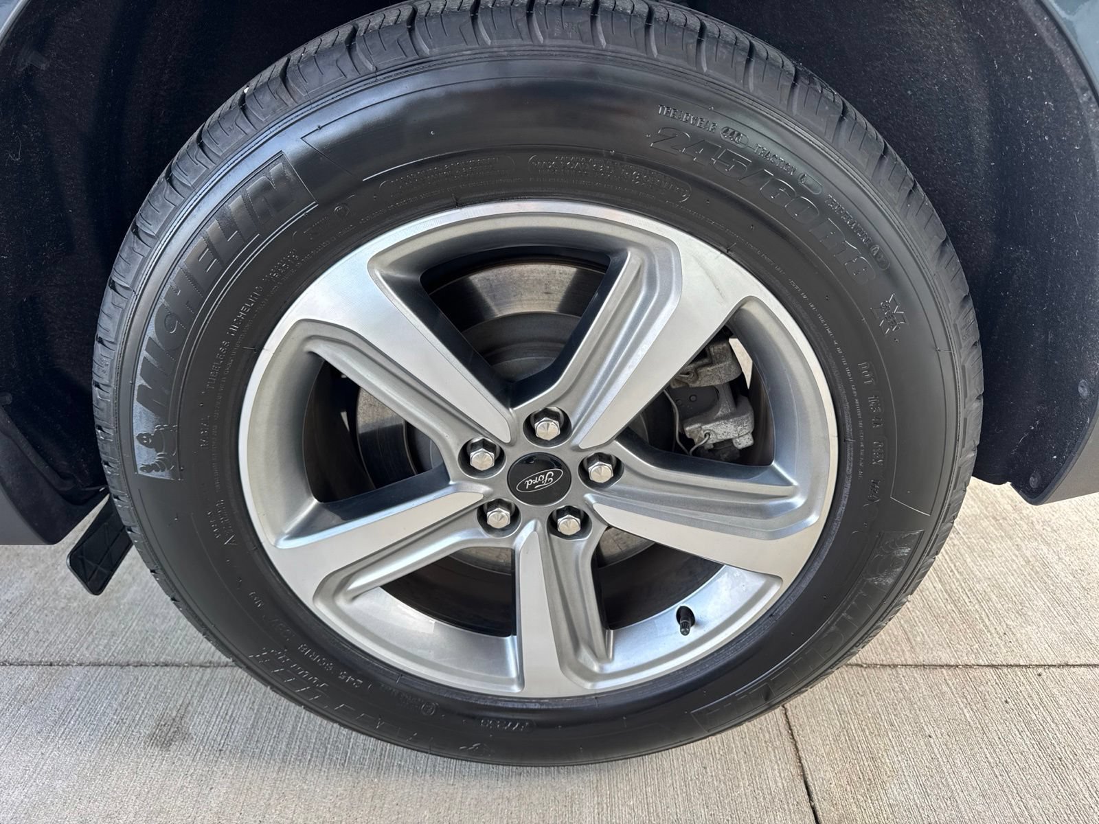 Certified 2024 Ford Edge SEL w/ Convenience Package AWD/4WD image 19