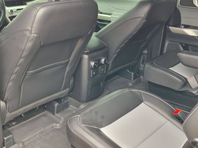 Certified 2023 Ford Explorer XLT w/ Equipment Group 202A AWD/4WD image 27