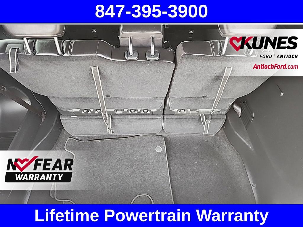 Used 2025 Chrysler Pacifica Select FWD image 44