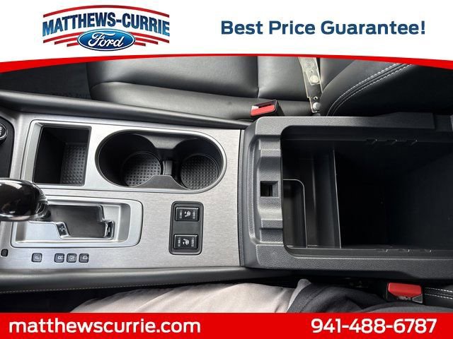 Used 2024 Nissan Murano SV w/ SV Midnight Edition Package image 20