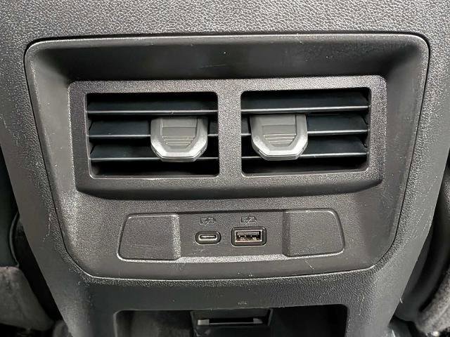 Used 2024 GMC Canyon AT4 image 24