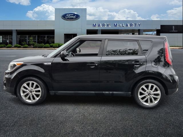 Used 2017 Kia Soul + FWD image 6