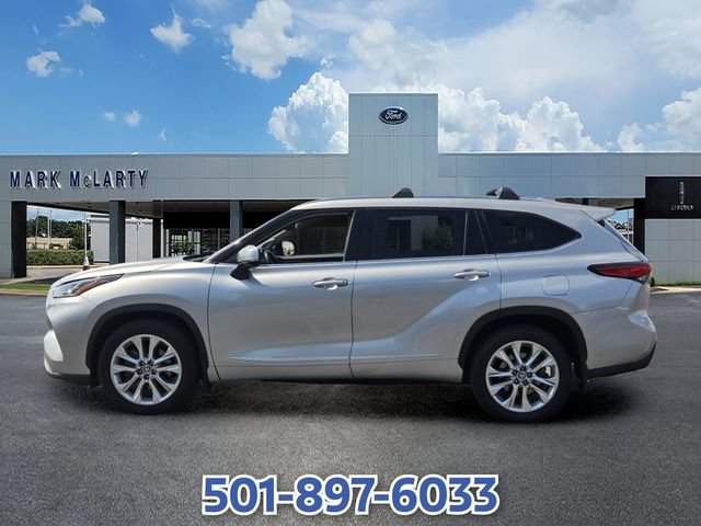 Used 2023 Toyota Highlander Limited FWD video 2