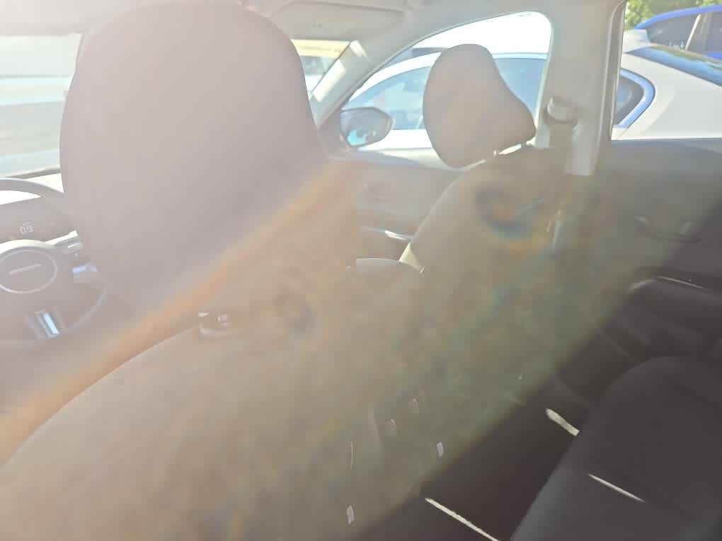 Used 2025 Hyundai Kona SEL FWD image 10
