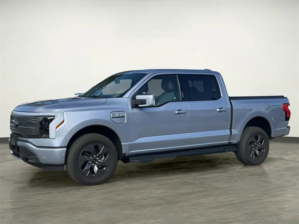 Certified 2022 Ford F150 Lightning Lariat image 3