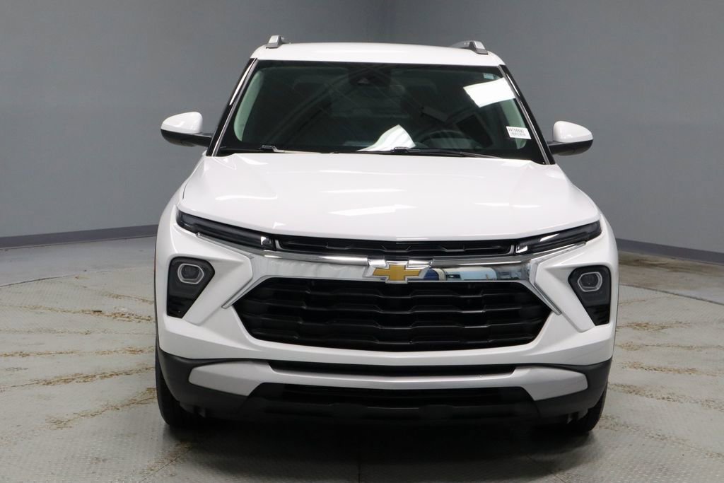 Used 2024 Chevrolet TrailBlazer LT w/ LT Cold Weather Package FWD image 6