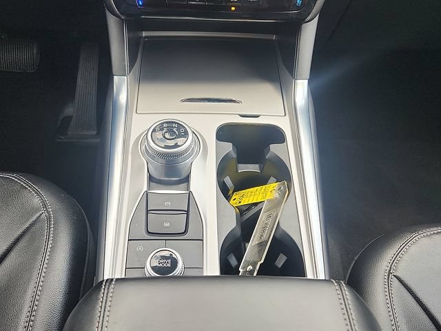 Certified 2024 Ford Explorer Limited w/ Limited Technology Package AWD/4WD image 18
