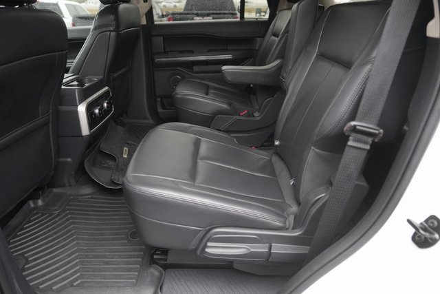 Certified 2023 Ford Expedition XLT image 12