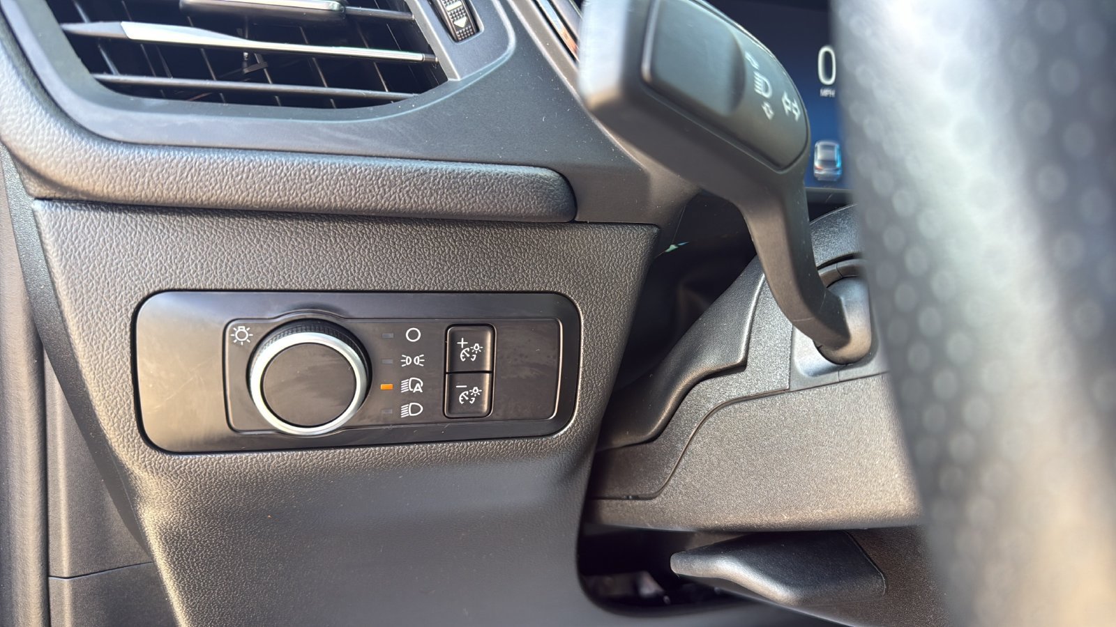 Certified 2025 Ford Escape ST-Line FWD image 17