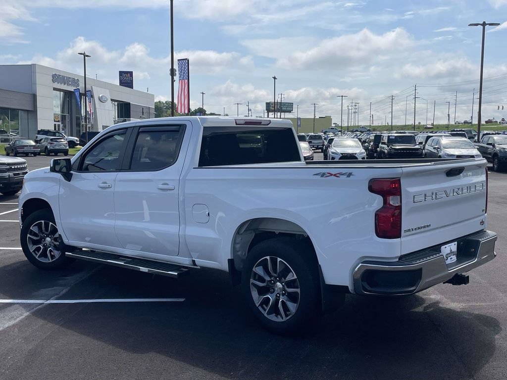 Used 2022 Chevrolet Silverado 1500 LT AWD/4WD image 5