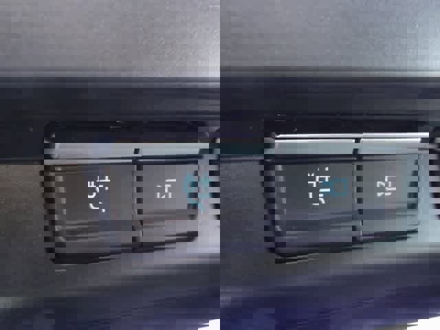 Certified 2024 Ford F150 XLT w/ Mobile Office Package image 33